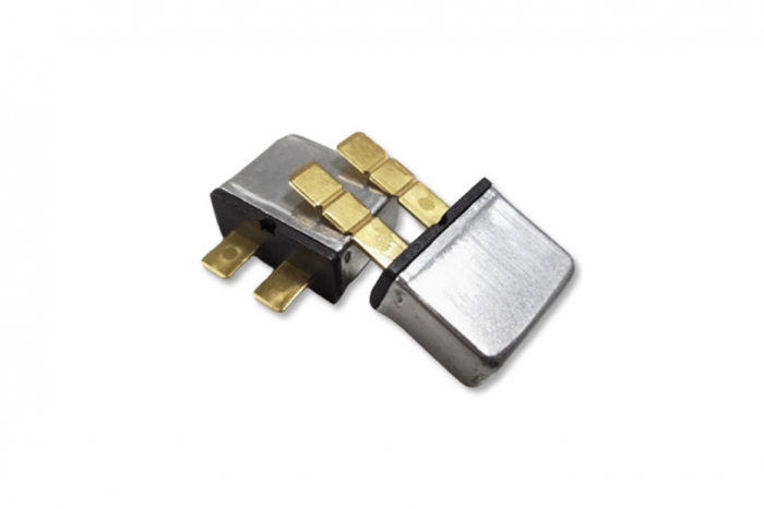 KUOYUH AR6 Series Car Auto-Reset-Circuit Breakers