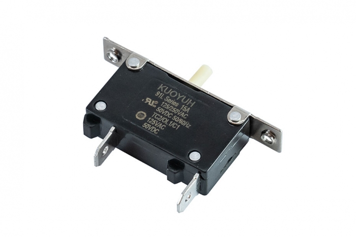 91L Series 15 AMP Push Button Breaker