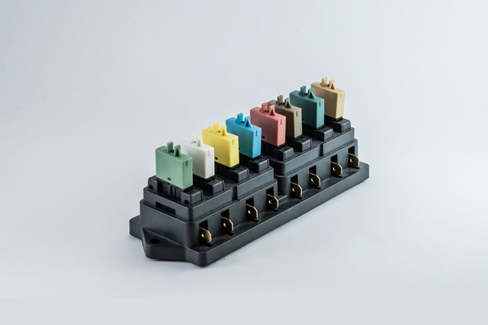 102 Series push button circuit breaker