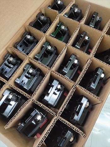 KUOYUH offers customized packaging for 16F series boat circuit breakers KUOYUH offers customized packaging for 16F series boat circuit breakers