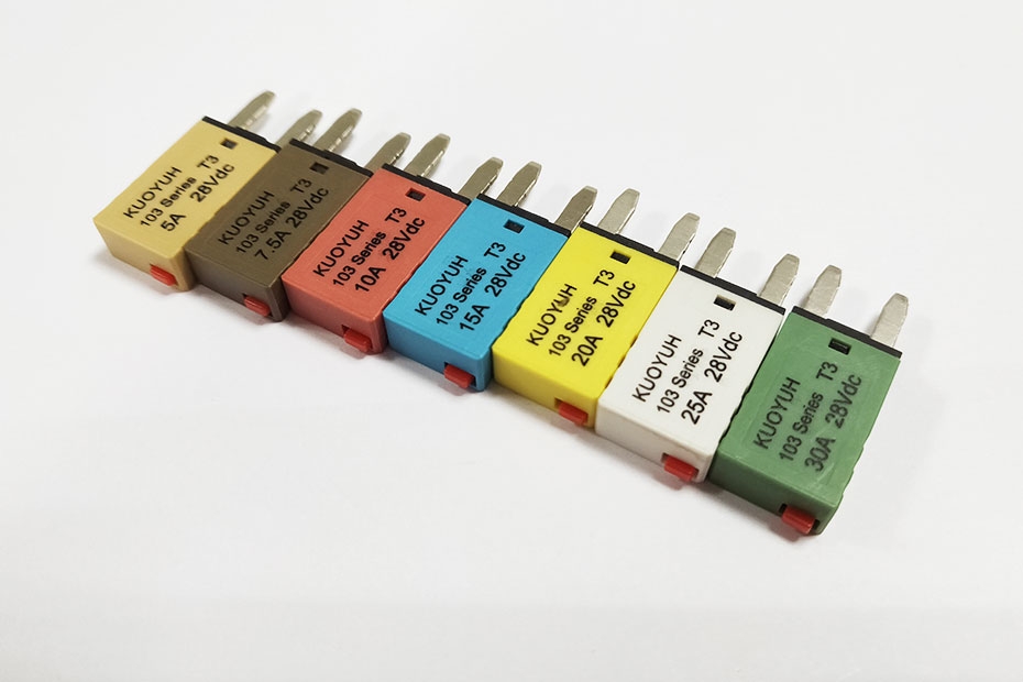 103 Series Push-To-Reset Circuit Breaker